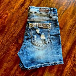 Women’s Jean Shorts-Daytrip
